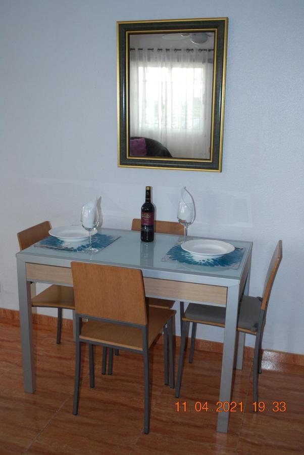 Chez Alison! Central Nerja Apt Exterior foto